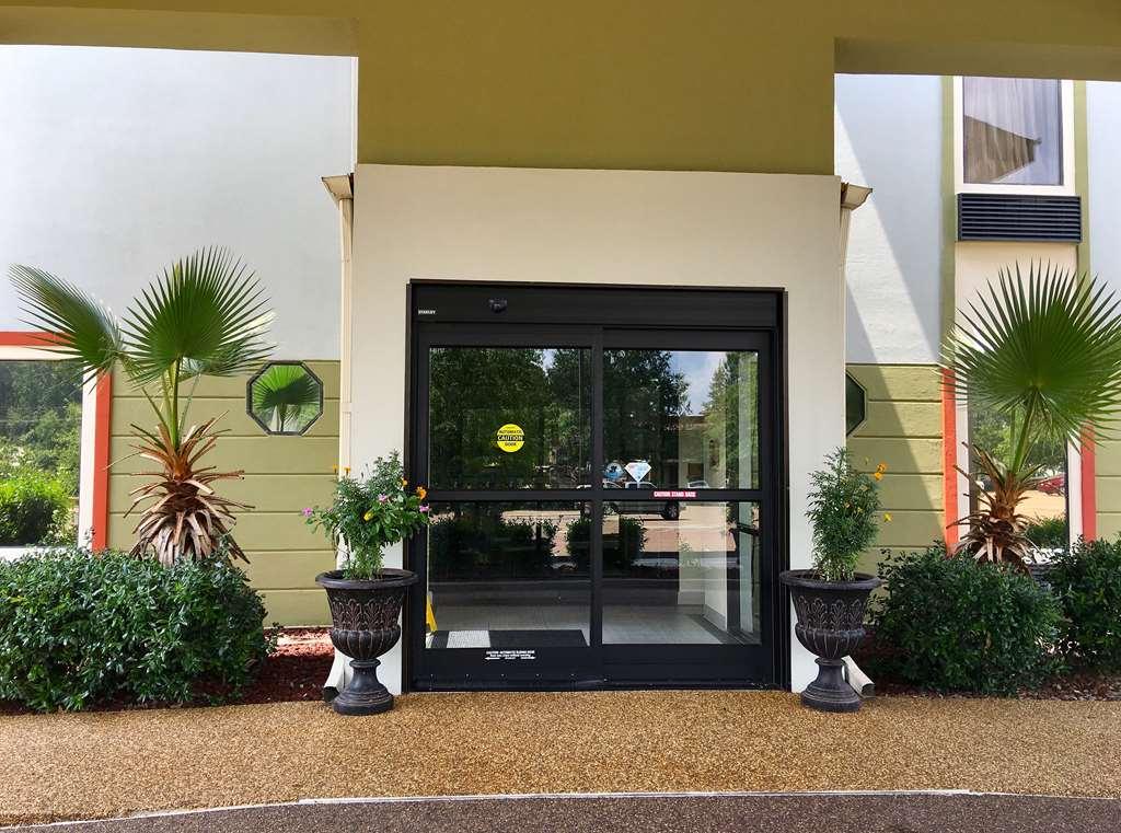 America'S Best Value Inn & Suites-Clinton Buitenkant foto