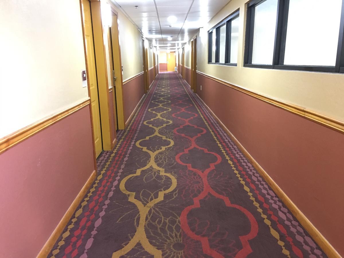 America'S Best Value Inn & Suites-Clinton Buitenkant foto