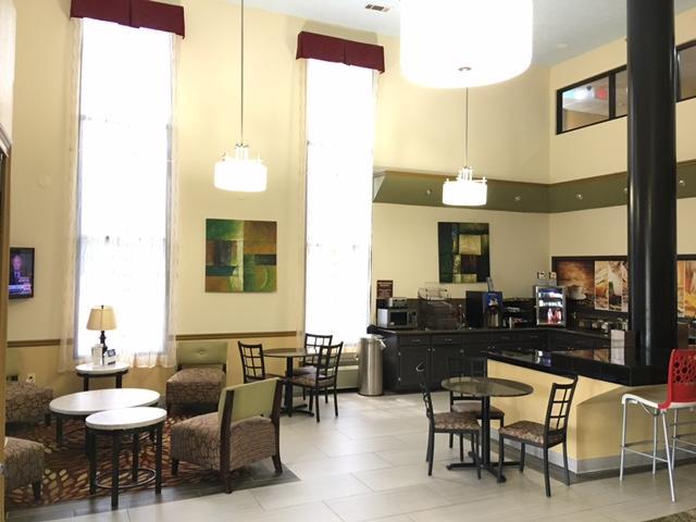 America'S Best Value Inn & Suites-Clinton Buitenkant foto