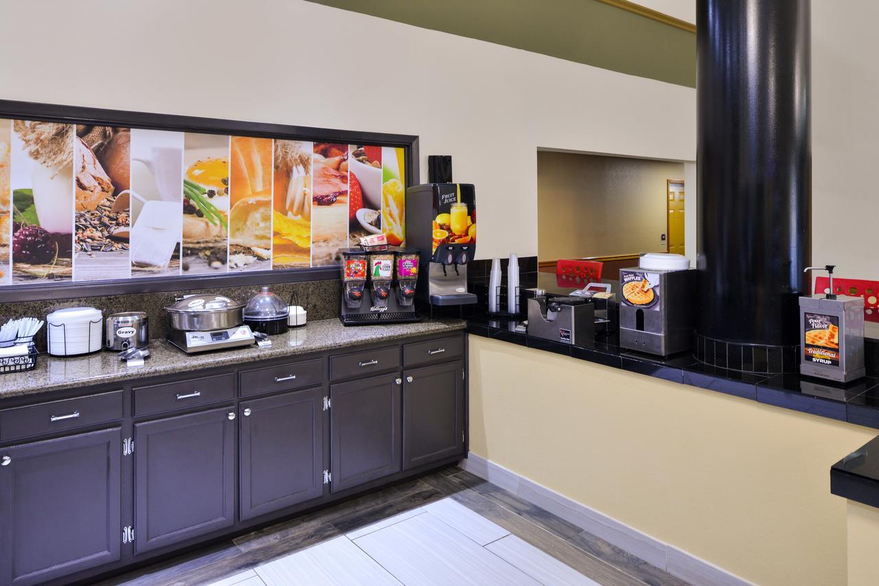 America'S Best Value Inn & Suites-Clinton Buitenkant foto
