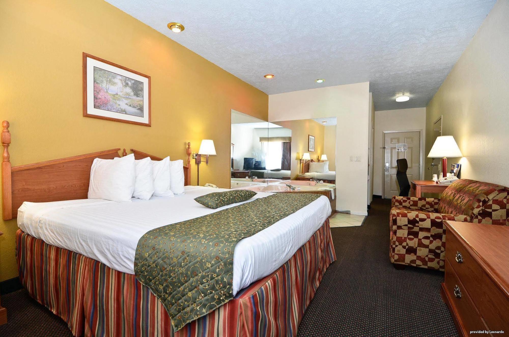 America'S Best Value Inn & Suites-Clinton Buitenkant foto